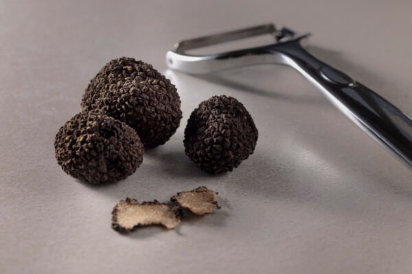 Extra Class Fresh Winter Truffles (20g+ | Rounded Shape | Luxury)